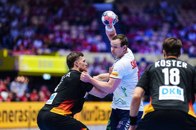 Johannes Golla Germany, 04 , Sander Sagosen Norway, 05 DEN, Germany vs Norway, Handball, EHF European Championship 2026, Main Round, Matchday 2, 24 01 2026 DEN, Germany vs Norway, Handball, EHF European Championship 2026, Main Round, Matchday 2, 24 01 2026 Herning Copyright: xEibner-Pressefoto MarcelxvonxFehrnx EP_MFN
