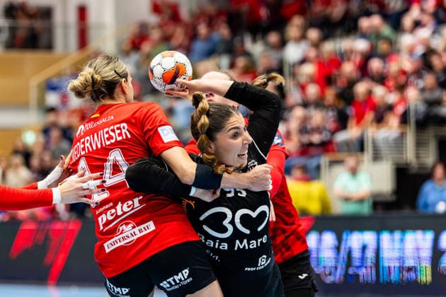 24 01 2026, GER, Handball, League, Women, Season 2025 2026, EHF European League , Group stage, Thueringer HC CS Minaur Baia Mare Alba Chiara Spugnini Santome CS Minaur Baia Mare , Anika Niederwieser Thueringer HC,14 99947 Bad Langensalza Salza Halle Sporthalle Mehrz Thüringen Germany