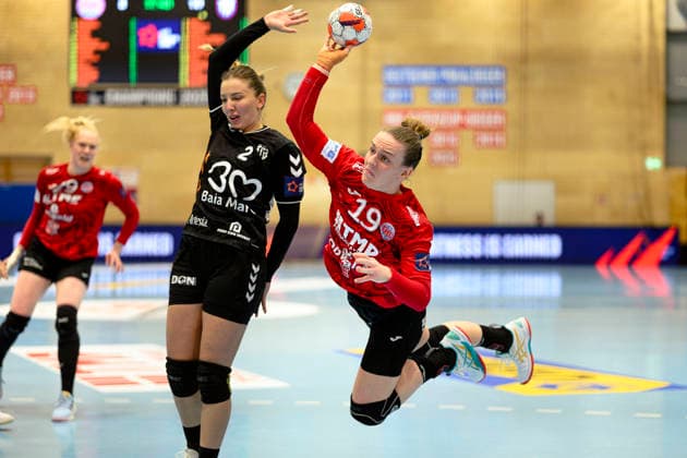Maria Andreea, Ianasi center back, CS Minaur Baia Mare, 2 , Luca, Farago circle forward, Thueringer HC, 19 GER, Thuringia, Thueringer HC vs CS Minaur Baia Mare, EHF European League Women, group phase, Season 2025 2026, Sunday, 24 01 2026, 20 00 GER, Thuringia, Thueringer HC vs CS Minaur Baia Mare, EHF European League Women, Group Phase, Season 2025 2026, Sunday, 24 01 2026, 20 00 Bad Langensalza Copyright: xEibner-Pressefoto MartinxHerbstx EP_MHT