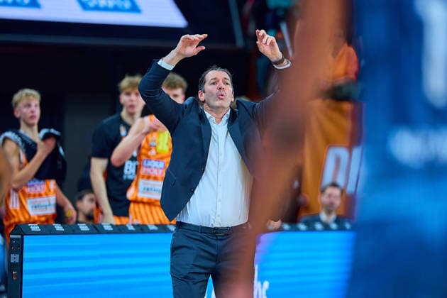 Ty Harrelson ratiopharm ulm, Head Coach gestures GER, ratiopharm ulm vs MLP Academics Heidelberg, Basketball, Matchday 17, EasyCredit Bundesliga, Season 2025 2026, 24 01 2026 GER, ratiopharm ulm vs MLP Academics Heidelberg, Basketball, Matchday 17, EasyCredit Bundesliga, Season 2025 2026, 24 01 2026 New Ulm Copyright: xEibner-Pressefoto GeraldxOelze-dexStoppanyx EP_ODS