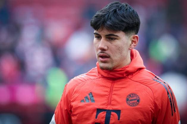 Felipe Chavez FC Bayern Muenchen , FC Bayern Muenchen vs FC Augsburg, Football, Men, Bundesliga, Season 2025 2026, Second round, 19 Matchday, 24 01 2026 DFB regulations prohibit any use of photographs as image sequences and or quasi video Muenchen Bayern Germany Copyright: xkolbert-press MartinxAgüerax