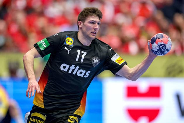 24 01 2026, Handball, Men s EHF EURO 2026, Germany Norway, Jyske Bank Boxen in Herning, Denmark, Main Round Lukas Zerbe Germany 17 Denmark