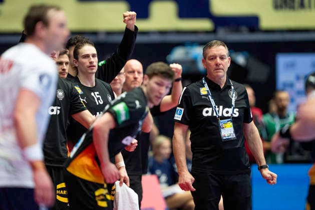 European Men s Handball Championship Germany Norway Germany s national coach Alfred Gislason reacts during the men s handball match between Germany and Norway in the EHF Euro 2026 group B at Jyske Bank Boxen in Herning, Saturday, January 24, 2026 Photo Bo Amstrup Ritzau Scanpix , Herning Denmark Mors  Copyright: BoxAmrstrupx xRitzauxScanpix BoxAmstrupx spdk20260124-212017-L