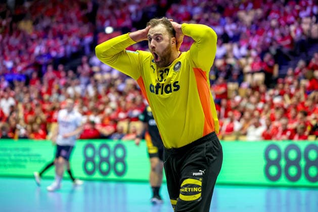 24 01 2026, Handball, Men s EHF EURO 2026, Germany Norway, Jyske Bank Boxen in Herning, Denmark, Main Round Andreas Wolff Germany 33 gesticulating on the pitch Denmark