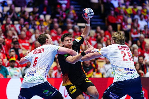 Sander Sagosen Norway, 05 , Renars Uscins Germany, 23 , Martin Hovde Norway, 25 DEN, Germany vs Norway, Handball, EHF European Championship 2026, Main Round, Matchday 2, 24 01 2026 DEN, Germany vs Norway, Handball, EHF European Championship 2026, Main Round, Matchday 2, 24 01 2026 Herning Copyright: xEibner-Pressefoto MarcelxvonxFehrnx EP_MFN