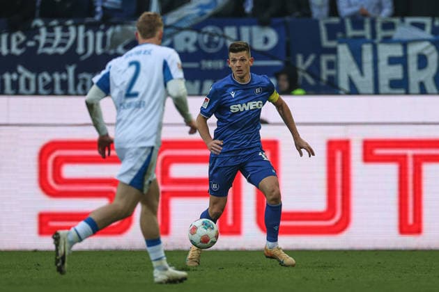 Action on the ball Marvin Wanitzek Karlsruher SC, 10 Eitschberger Julian Hertha BSC, 02 , Karlsruher SC vs Hertha BSC, 2 Bundesliga, 19 Matchday, 2025 2026, 24 01 2026, DFL REGULATIONS PROHIBIT ANY USE OF PHOTOGRAPHS AS IMAGE SEQUENCES AND OR QUASI VIDEO, Karlsruher SC vs Hertha BSC, 2 Bundesliga, 19 Matchday, 2025 2026, 24 01 2026 Karlsruhe Copyright: xEibner-Pressefoto JanxPrihodax EP_JPA