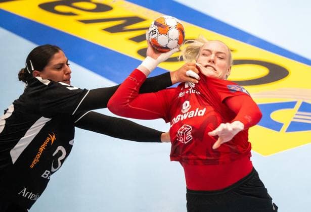 HANDBALL EHF EUROPEAN LEAGUE WOMEN 2025 2026 THC CS MINAUR BAIA MARE HANDBALL EHF EUROPEAN LEAGUE WOMEN 2025 2026 THC CS MINAUR BAIA MARE FOR EDITORIAL USE ONLY EDITORIAL USE ONLY p 24 01 2026 Bad Langensalza Handball EHF European League Women 2025 2026 Salza Halle Thueringer HC CS Minaur Baia Mare in photo Johanna Reichert 29 Thüringer HC in duel with Nikoletta Papp 28 CS Minaur Baia Mare photo Sascha Fromm Thueringer Allgemeine 24 01 2026 Bad Langensalza Handball EHF European League Women 2025 2026 Salza Halle Thueringer HC CS Minaur Baia Mare in photo Johanna Reichert 29 Thüringer HC in duel with Nikoletta Papp 28 CS Minaur Baia Mare Germany Germany Thuringia Thuringia Bad Langensalza Bad Langensalza Copyright SaschaxFromm Copyright: SaschaxFromm doc849zbj1bcit9uvfnshb ,EDITORIAL USE ONLY Copyright: SaschaxFromm