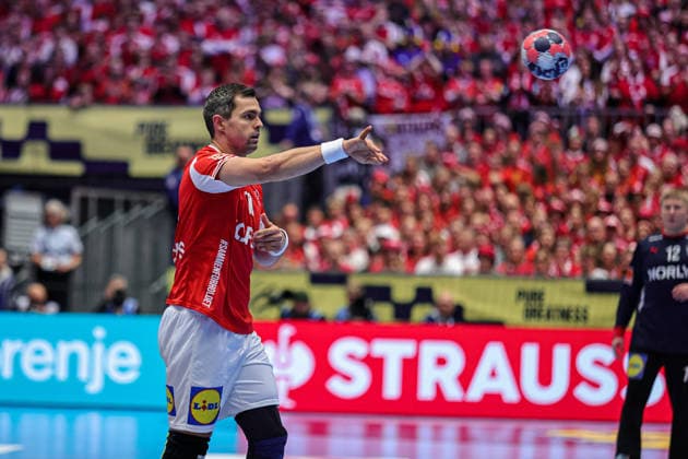 11Lauge, Rasmus in action Match between SPAIN VS DENMARK valid for Men s EHF EURO 2026 at Jyske Bank Boxen in Herning on 24 January 2026. Herning Jyske Bank Boxen Herning Denmark Copyright: xIMAGOx xPRIMExSPORTSxIMAGESx xANGELOxMOREIRAx