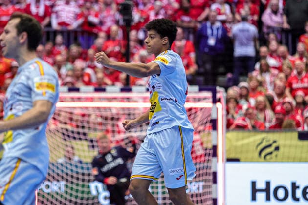 22Fis, Marcos in action Match between SPAIN VS DENMARK valid for Men s EHF EURO 2026 at Jyske Bank Boxen in Herning on 24 January 2026. Herning Jyske Bank Boxen Herning Denmark Copyright: xIMAGOx xPRIMExSPORTSxIMAGESx xANGELOxMOREIRAx