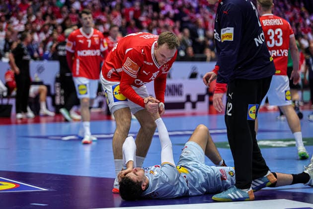 19Gidsel, Mathias in action Match between SPAIN VS DENMARK valid for Men s EHF EURO 2026 at Jyske Bank Boxen in Herning on 24 January 2026. Herning Jyske Bank Boxen Herning Denmark Copyright: xIMAGOx xPRIMExSPORTSxIMAGESx xANGELOxMOREIRAx