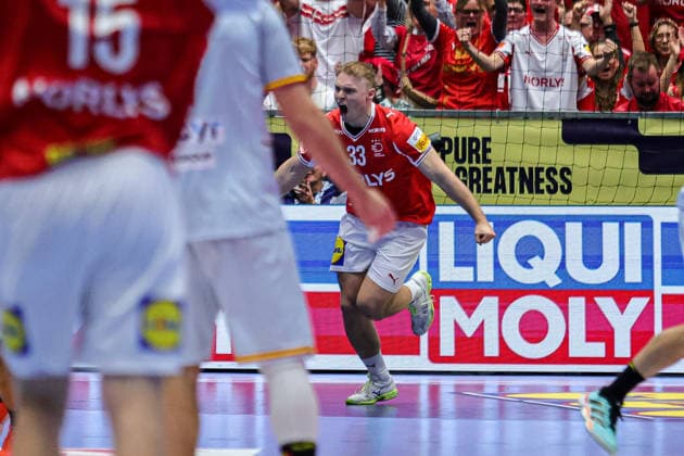 33Bergholt, Emil in action Match between SPAIN VS DENMARK valid for Men s EHF EURO 2026 at Jyske Bank Boxen in Herning on 24 January 2026. Herning Jyske Bank Boxen Herning Denmark Copyright: xIMAGOx xPRIMExSPORTSxIMAGESx xANGELOxMOREIRAx