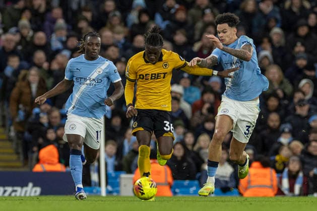 Manchester City v Wolverhampton Wanderers - Premier League Nico O Reilly 33 of Manchester City F.C. challenges Mateus Mane 36 of Wolverhampton Wanderers F.C. during the Premier League match between Manchester City and Wolverhampton Wanderers at the Etihad Stadium in Manchester, England, on January 24, 2026. Manchester Manchester United, ManU Kingdom  Copyright: xMIxNewsx originalFilename:fletcher-manchest260124_nppBz.jpg