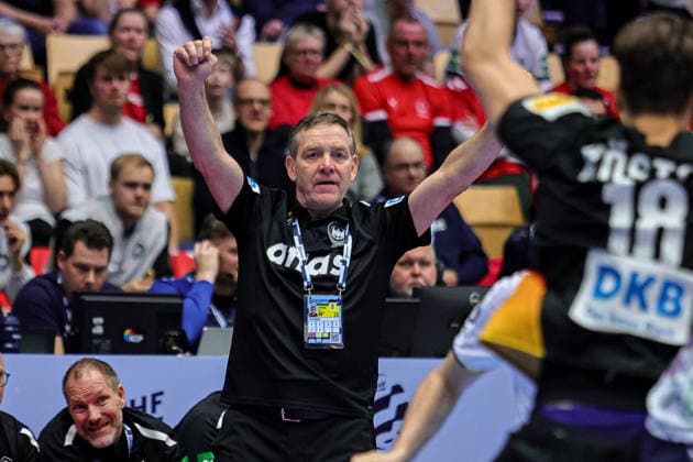 Gislason, Alfred COACH GERMANY in action Match between NORWAY VS GERMANY valid for Men s EHF EURO 2026 at Jyske Bank Boxen in Herning on 24 January 2026. Herning Jyske Bank Boxen Herning Denmark Copyright: xIMAGOx xPRIMExSPORTSxIMAGESx xANGELOxMOREIRAx