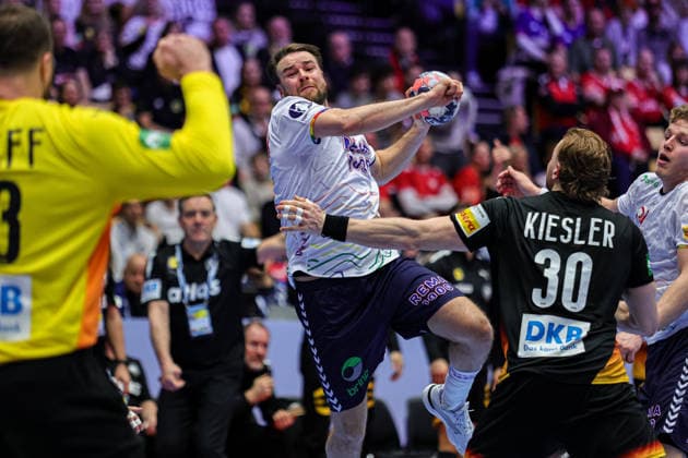 45Schonningsen, Simen in action Match between NORWAY VS GERMANY valid for Men s EHF EURO 2026 at Jyske Bank Boxen in Herning on 24 January 2026. Herning Jyske Bank Boxen Herning Denmark Copyright: xIMAGOx xPRIMExSPORTSxIMAGESx xANGELOxMOREIRAx