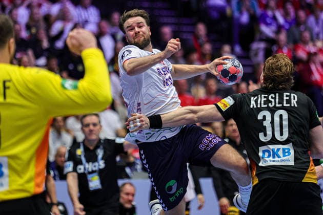 45Schonningsen, Simen in action Match between NORWAY VS GERMANY valid for Men s EHF EURO 2026 at Jyske Bank Boxen in Herning on 24 January 2026. Herning Jyske Bank Boxen Herning Denmark Copyright: xIMAGOx xPRIMExSPORTSxIMAGESx xANGELOxMOREIRAx