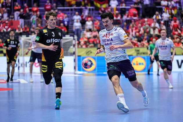 43Lyse, Simenin action Match between NORWAY VS GERMANY valid for Men s EHF EURO 2026 at Jyske Bank Boxen in Herning on 24 January 2026. Herning Jyske Bank Boxen Herning Denmark Copyright: xIMAGOx xPRIMExSPORTSxIMAGESx xANGELOxMOREIRAx