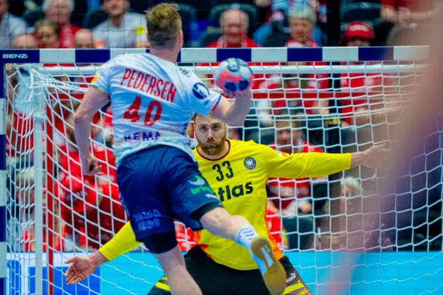 Handball European Championship 2026 Germany Norway Herning, Denmark 20260124 August Pedersen against Germany s goalkeeper Andreas Wolff during the European Championship handball match between Germany and Norway at the Boxen arena in Herning Photo Stian Lysberg Solum NTB Herning Denmark EDITORIAL USE ONLY RESTRICTED USE FOR BETTING COMPANIES  Copyright: xStianxLysbergxSolumx xNTBx
