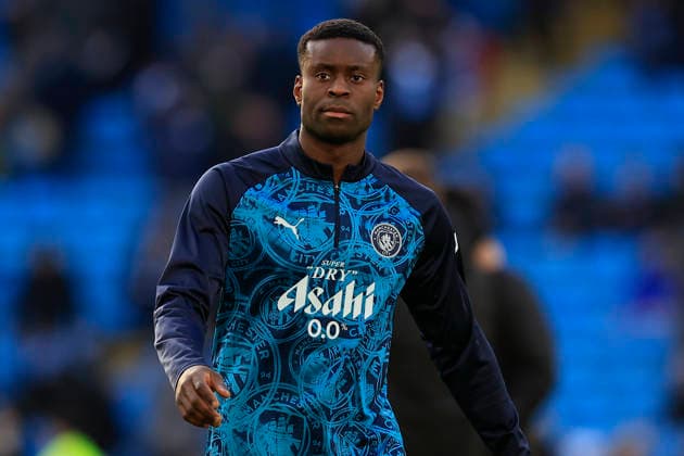 Manchester City v Wolverhampton Wanderers, Premier League Marc Guehi (15) of Manchester City ahead of the Premier League match between Manchester City and Wolverhampton Wanderers at the Etihad Stadium, Manchester, UK on 24 January 2026. Manchester Etihad Stadium Manchester UK Editorial use only DataCo restrictions apply See www.football-dataco.com , Copyright: xConorxMolloyx PSI-23610-0160