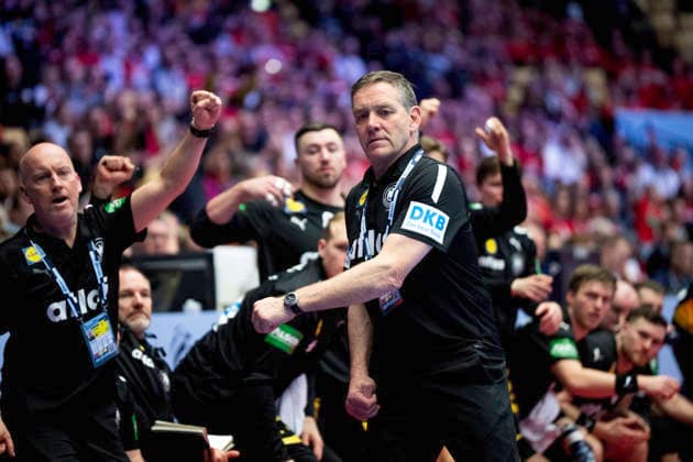 EM Men s Handball Germany Norway Germany s national coach Alfred Gislason reacts during the men s handball match between Germany and Norway in EHF Euro 2026 group B at Jyske Bank Boxen in Herning, Saturday, January 24, 2026 Photo Bo Amstrup Ritzau Scanpix , Herning Denmark Mors  Copyright: BoxAmrstrupx xRitzauxScanpix BoxAmstrupx spdk20260124-224141-L