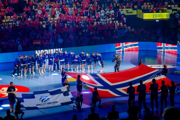 Handball European Championship 2026 Germany Norway Herning, Denmark 20260124 Handball players during the national anthem before the European Championship handball match between Germany and Norway in the Boxen arena in Herning Photo Stian Lysberg Solum NTB Herning Denmark EDITORIAL USE ONLY RESTRICTED USE FOR BETTING COMPANIES  Copyright: xStianxLysbergxSolumx xNTBx
