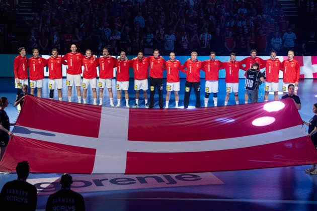 Men s Handball European Championship Denmark Spain The Danish players during Denmark s national anthem before the men s handball match between Denmark and Spain in EHF Euro 2026 group B at Jyske Bank Boxen in Herning, Saturday, January 24, 2026 Photo Bo Amstrup Ritzau Scanpix , Herning Denmark Mors  Copyright: BoxAmrstrupx xRitzauxScanpix BoxAmstrupx spdk20260124-230115-L