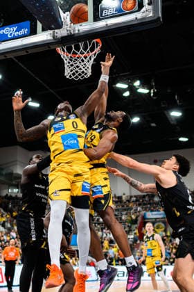 Ludwigsburg, BBL 25 26 MHP Riesen Ludwigsburg vs Basketball Loewen Braunschweig Babacar Sane Ludwigsburg , Maxwell Dongmo Temoka Ludwigsburg Ludwigsburg Ludwigsburg MHP Arena Baden Württemberg Germany