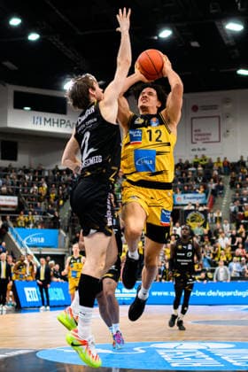 Ludwigsburg, BBL 25 26 MHP Riesen Ludwigsburg vs Basketball Loewen Braunschweig Benjamin Schroeder Schröder Braunschweig , Lenny Anigbata Ludwigsburg Ludwigsburg MHP Arena Baden Württemberg Germany