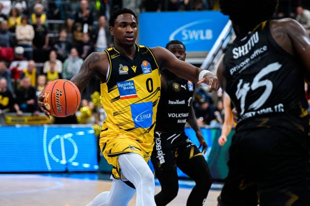 Ludwigsburg, BBL 25 26 MHP Riesen Ludwigsburg vs Basketball Loewen Braunschweig Babacar Sane Ludwigsburg Ludwigsburg MHP Arena Baden Württemberg Germany