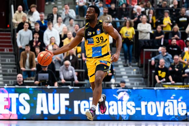 Ludwigsburg, BBL 25 26 MHP Riesen Ludwigsburg vs Basketball Loewen Braunschweig Maxwell Dongmo Temoka Ludwigsburg Ludwigsburg Ludwigsburg MHP Arena Baden Württemberg Germany