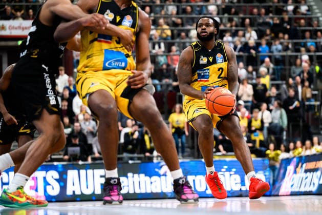 Ludwigsburg, BBL 25 26 MHP Riesen Ludwigsburg vs Basketball Loewen Braunschweig Traveon Buchanan Ludwigsburg Ludwigsburg MHP Arena Baden Württemberg Germany