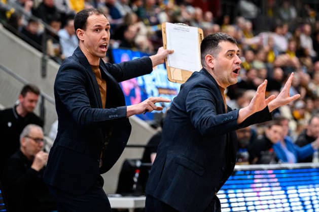 Ludwigsburg, BBL 25 26 MHP Riesen Ludwigsburg vs Basketball Loewen Braunschweig Coach Konstantinos Papazoglou Braunschweig Ludwigsburg MHP Arena Baden Württemberg Germany