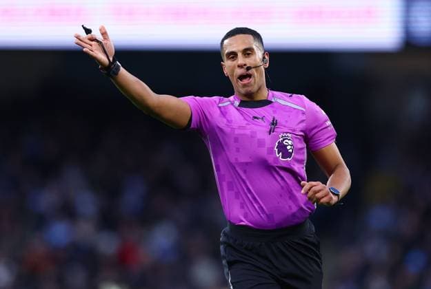 Football, Former professional Farai Hallam makes his debut as a referee in the Premier League - Archive pictures