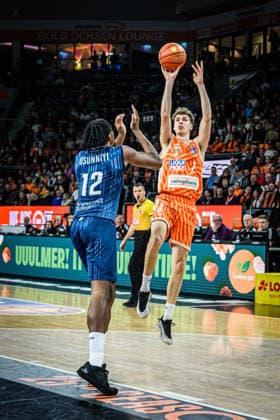 Neu Ulm, Germany, 24 01 26 Osun Osunniyi MLP Academics Heidelberg and Tobias Jensen ratiopharm ulm battle for the ball during the Basketball Bundesliga match between ratiopharm ulm vs MLP Academics Heidelberg at ratiopharm Arena on January 24, 2026 in Neu Ulm, Germany Photo by Harry Langer DeFodi Images ratiopharm Arena, Germany, 24 01 26 Osun Osunniyi MLP Academics Heidelberg and Tobias Jensen ratiopharm ulm battle for the ball during the Basketball Bundesliga match between ratiopharm ulm vs MLP Academics Heidelberg at Neu Ulm on January 24, 2026 in ratiopharm Arena, Germany Photo by Harry Langer DeFodi Images Photo by Harry Langer DeFodi Images