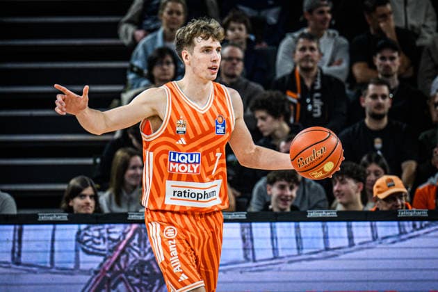 Neu Ulm, Germany, 24 01 26 Tobias Jensen ratiopharm ulm in action, on the ball, single action during the Basketball Bundesliga match between ratiopharm ulm vs MLP Academics Heidelberg at ratiopharm Arena on January 24, 2026 in Neu Ulm, Germany Photo by Harry Langer DeFodi Images ratiopharm Arena, Germany, 24 01 26 Tobias Jensen ratiopharm ulm controls the Ball during the Basketball Bundesliga match between ratiopharm ulm vs MLP Academics Heidelberg at Neu Ulm on January 24, 2026 in ratiopharm Arena, Germany Photo by Harry Langer DeFodi Images Photo by Harry Langer DeFodi Images