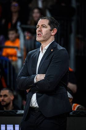 Neu Ulm, Germany, 24 01 26 Head Coach Ty Harrelson ratiopharm ulm Looks on during the Basketball Bundesliga match between ratiopharm ulm vs MLP Academics Heidelberg at ratiopharm Arena on January 24, 2026 in Neu Ulm, Germany Photo by Harry Langer DeFodi Images ratiopharm Arena, Germany, 24 01 26 Head Coach Ty Harrelson ratiopharm ulm Looks on during the Basketball Bundesliga match between ratiopharm ulm vs MLP Academics Heidelberg at Neu Ulm on January 24, 2026 in ratiopharm Arena, Germany Photo by Harry Langer DeFodi Images Photo by Harry Langer DeFodi Images