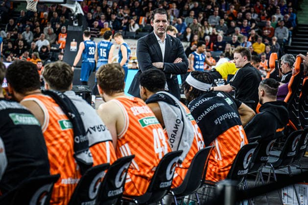 Neu Ulm, Germany, 24 01 26 Head Coach Ty Harrelson ratiopharm ulm Looks on during the Basketball Bundesliga match between ratiopharm ulm vs MLP Academics Heidelberg at ratiopharm Arena on January 24, 2026 in Neu Ulm, Germany Photo by Harry Langer DeFodi Images ratiopharm Arena, Germany, 24 01 26 Head Coach Ty Harrelson ratiopharm ulm Looks on during the Basketball Bundesliga match between ratiopharm ulm vs MLP Academics Heidelberg at Neu Ulm on January 24, 2026 in ratiopharm Arena, Germany Photo by Harry Langer DeFodi Images Photo by Harry Langer DeFodi Images