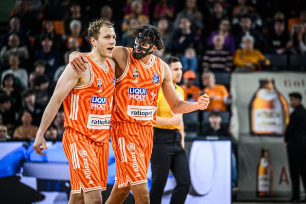 Neu Ulm, Germany, 24 01 26 Christian Sengfelder ratiopharm ulm and Alec Anigbata ratiopharm ulm gestures during the Basketball Bundesliga match between ratiopharm ulm vs MLP Academics Heidelberg at the ratiopharm Arena on January 24, 2026 in Neu Ulm, Germany Photo by Harry Langer DeFodi Images ratiopharm Arena, Germany, 24 01 26 Christian Sengfelder ratiopharm ulm and Alec Anigbata ratiopharm ulm gestures during the Basketball Bundesliga match between ratiopharm ulm vs MLP Academics Heidelberg at Neu Ulm on January 24, 2026 in ratiopharm Arena, Germany Photo by Harry Langer DeFodi Images Photo by Harry Langer DeFodi Images
