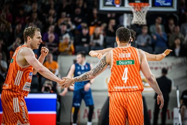 Neu Ulm, Germany, 24 01 26 Christian Sengfelder ratiopharm ulm and Christopher Ledlum ratiopharm ulm gestures during the Basketball Bundesliga match between ratiopharm ulm vs MLP Academics Heidelberg at the ratiopharm Arena on January 24, 2026 in Neu Ulm, Germany Photo by Harry Langer DeFodi Images ratiopharm Arena, Germany, 24 01 26 Christian Sengfelder ratiopharm ulm and Christopher Ledlum ratiopharm ulm gestures during the Basketball Bundesliga match between ratiopharm ulm vs MLP Academics Heidelberg at Neu Ulm on January 24, 2026 in ratiopharm Arena, Germany Photo by Harry Langer DeFodi Images Photo by Harry Langer DeFodi Images