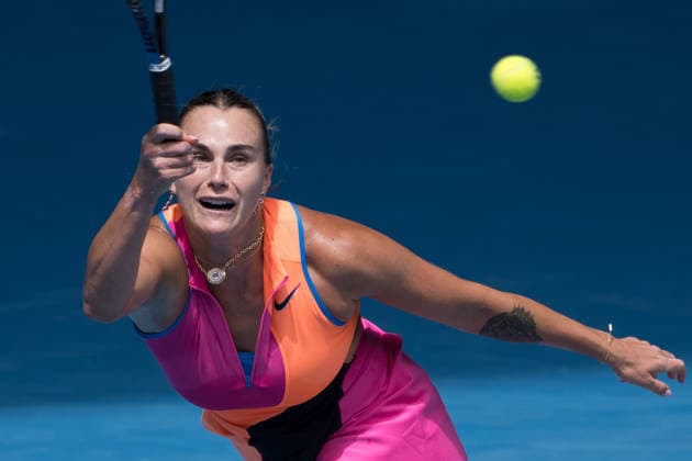 January 25, 2026: 1st seed ARYNA SABALENKA of Belarus in action against 17th seed VICTORIA MBOKO of Canada on Rod Laver Arena in a Women s Singles 4th round match on day 8 of the 2026 Australian Open in Melbourne, Australia. Cal Media Melbourne Australia - ZUMAc04_ 20260125_faf_c04_006 Copyright: xSydneyxLowx
