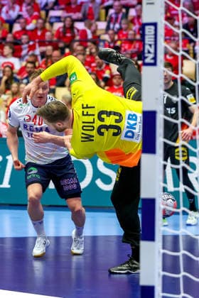 24 01 2026, Handball, Men s EHF EURO 2026, Germany Norway, Jyske Bank Boxen in Herning, Denmark, Main Round Andreas Wolff Germany 33 making a save against August Baskar Pedersen Norway 40 Denmark