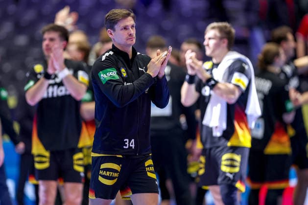 24 01 2026, Handball, Men s EHF EURO 2026, Germany Norway, Jyske Bank Boxen in Herning, Denmark, Main Round Happy faces after the victory against Norway Rune Dahmke Germany 34 cheering Denmark