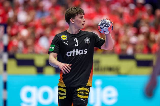 24 01 2026, Handball, Men s EHF EURO 2026, Germany Norway, Jyske Bank Boxen in Herning, Denmark, Main Round Nils Lichtlein Germany 03 Denmark