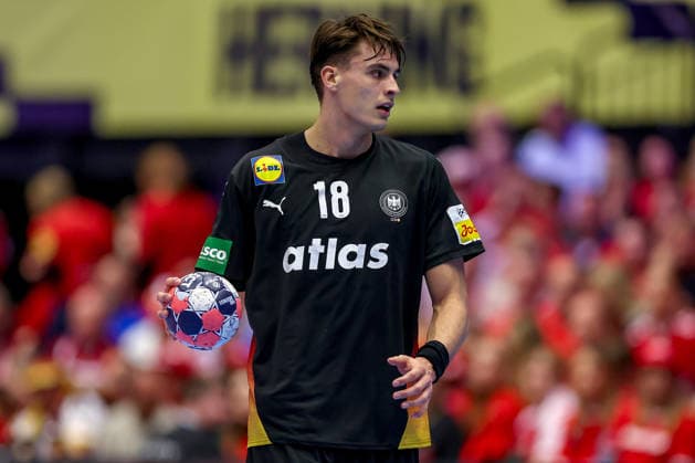 24 01 2026, Handball, Men s EHF EURO 2026, Germany Norway, Jyske Bank Boxen in Herning, Denmark, Main Round Julian Köster Germany 18 Denmark