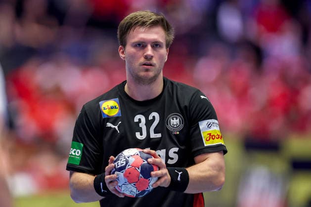 24 01 2026, Handball, Men s EHF EURO 2026, Germany Norway, Jyske Bank Boxen in Herning, Denmark, Main Round Franz Semper Germany 32 Denmark