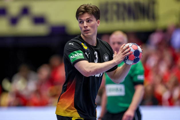24 01 2026, Handball, Men s EHF EURO 2026, Germany Norway, Jyske Bank Boxen in Herning, Denmark, Main Round Nils Lichtlein Germany 03 Denmark