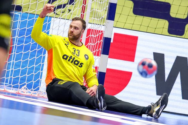 24 01 2026, Handball, Men s EHF EURO 2026, Germany Norway, Jyske Bank Boxen in Herning, Denmark, Main Round Andreas Wolff Germany 33 sits cheering on the pitch Denmark