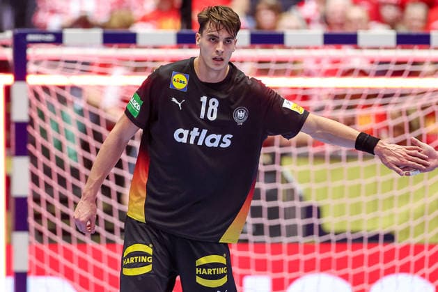 24 01 2026, Handball, Men s EHF EURO 2026, Germany Norway, Jyske Bank Boxen in Herning, Denmark, Main Round Julian Köster Germany 18 Denmark