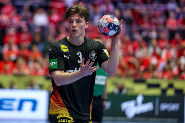 24 01 2026, Handball, Men s EHF EURO 2026, Germany Norway, Jyske Bank Boxen in Herning, Denmark, Main Round Nils Lichtlein Germany 03 Denmark