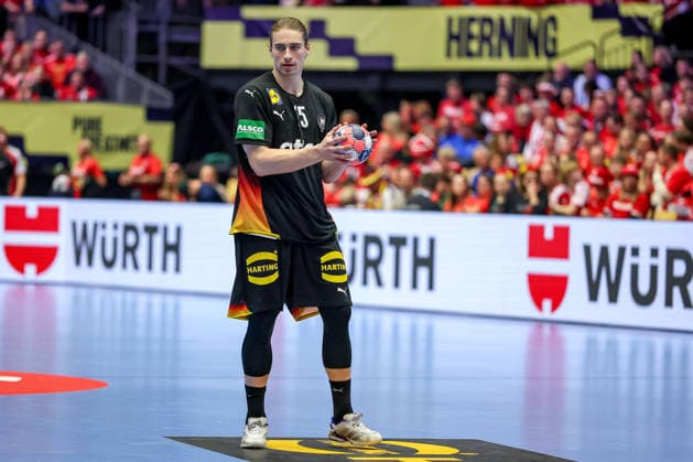 24 01 2026, Handball, Men s EHF EURO 2026, Germany Norway, Jyske Bank Boxen in Herning, Denmark, Main Round Juri Knorr Germany 15 Denmark