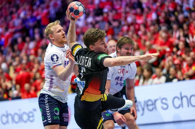 24 01 2026, Handball, Men s EHF EURO 2026, Germany Norway, Jyske Bank Boxen in Herning, Denmark, Main Round Nils Lichtlein Germany 03 Denmark